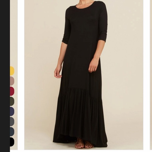 Dresses & Skirts - Curvy Black Maxi Dress